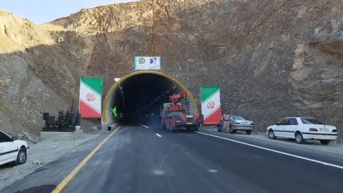 افتتاح پروژه های کلیدی راه و شهرسازی کردستان توسط وزیر راە و شهرسازی